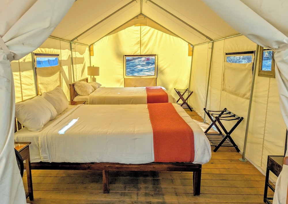 Wildhaven Yosemite Glamping - photo 25