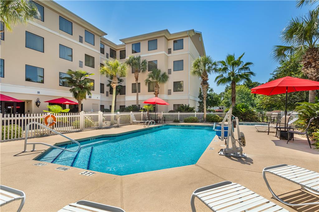 Best Western Plus Valdosta Hotel & Suites - photo 43