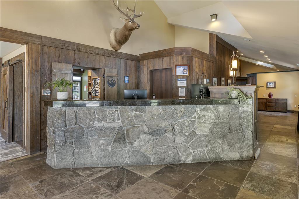 Best Western Plus Truckee Tahoe Hotel - photo 3