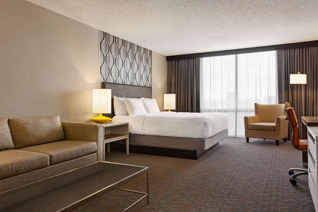 Wyndham Fort Smith City Center - photo 10