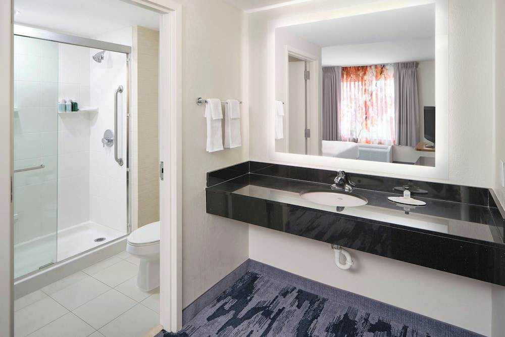 Fairfield Inn by Marriott Raleigh Airport RTP - photo 22