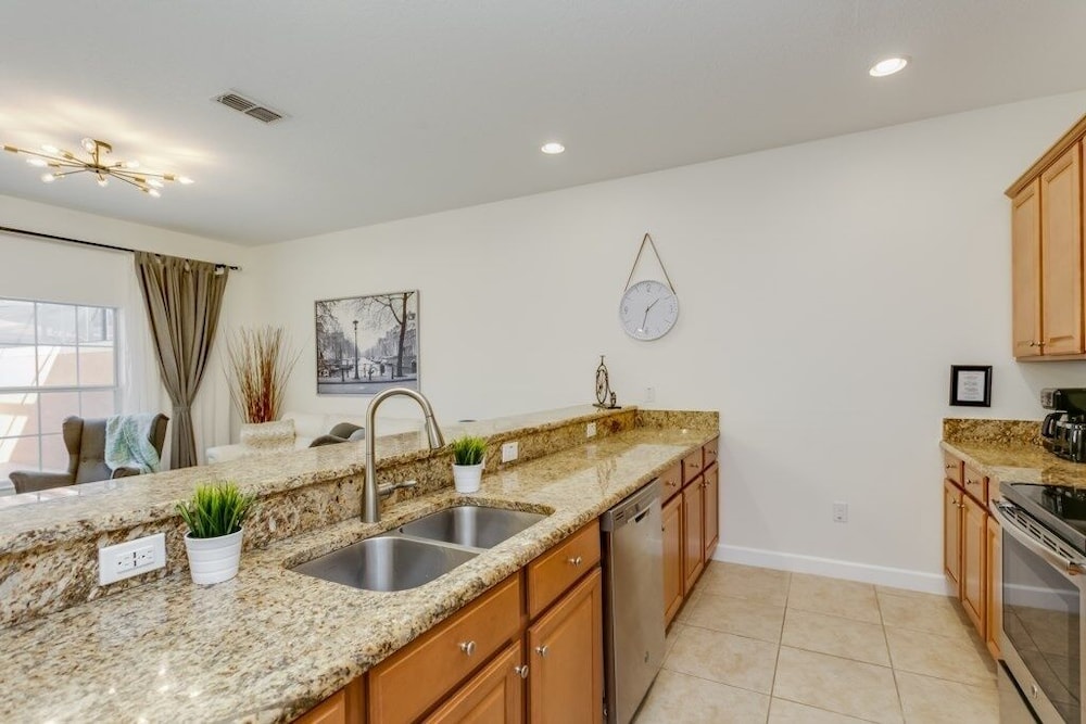 Paradise Palms Resort Town Home With Pool 4 Bedroom Townhouse by Redawning - photo 15