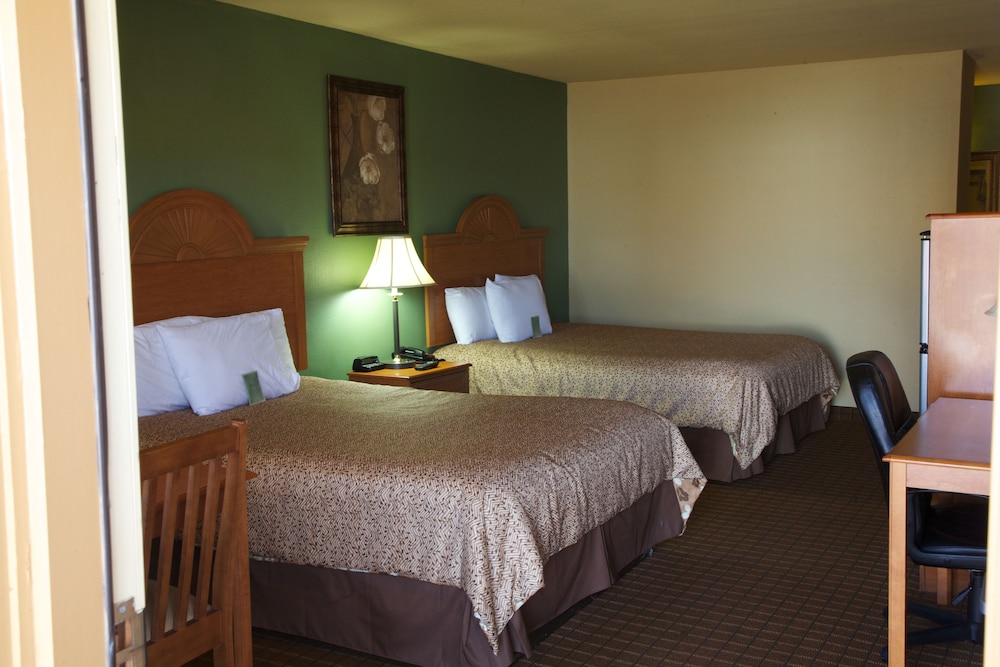 Coach Light Inn Brenham - photo 9