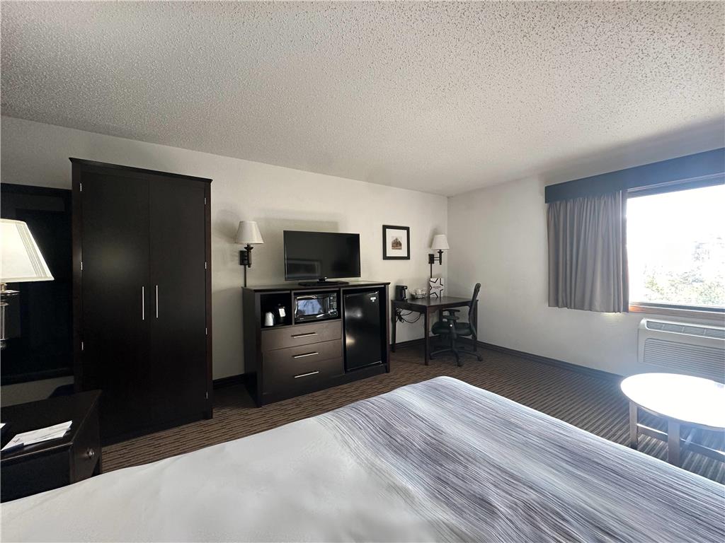 AmericInn by Wyndham Menominee - photo 31