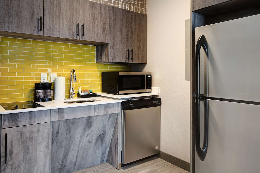 Homewood Suites by Hilton Lexington Hamburg - photo 25