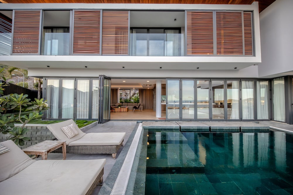 The Ocean Front Villa Nha Trang Abogo — 5-Star Luxury Hotel in Nha Trang, Vietnam
