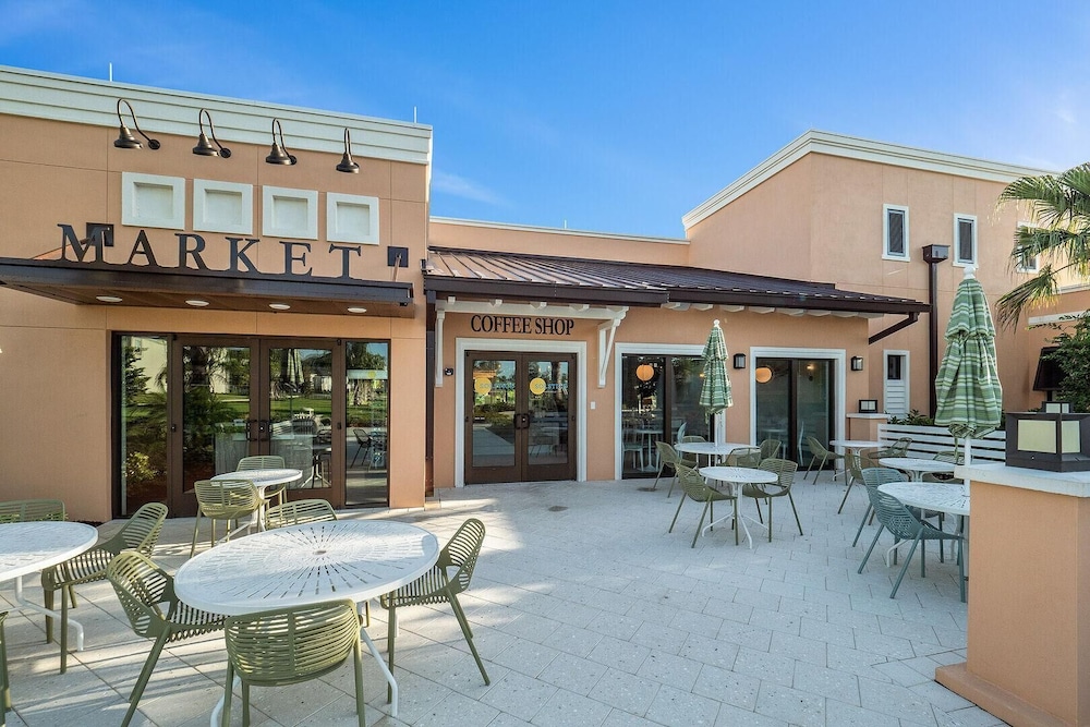 9002pct Solara Resort — 4-Star Luxury Hotel in Kissimmee, United States