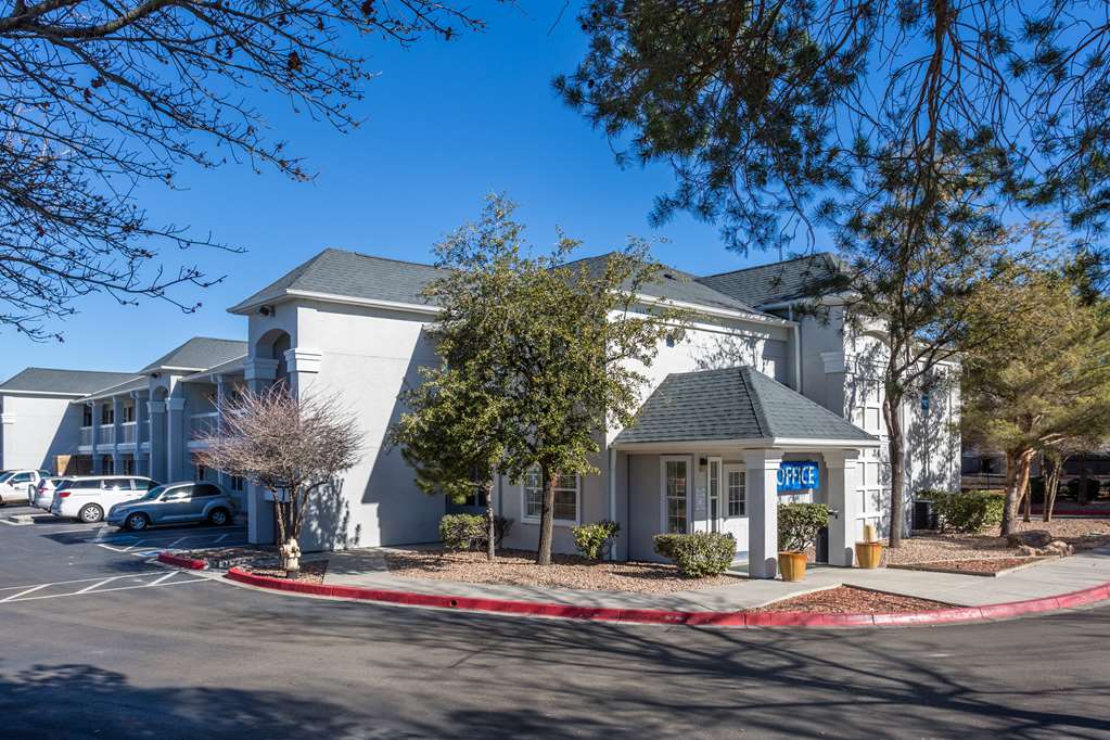 Studio 6 Albuquerque NM North - featured photo