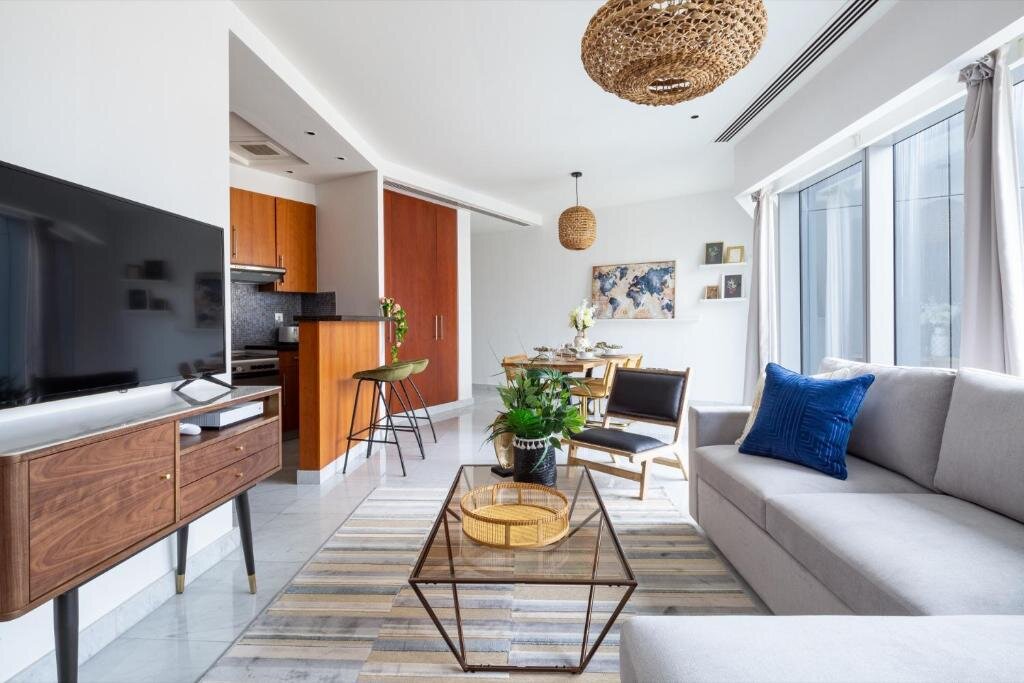 Frank Porter Central Park Towers — 4-Star Luxury Hotel in Dubai, United Arab Emirates