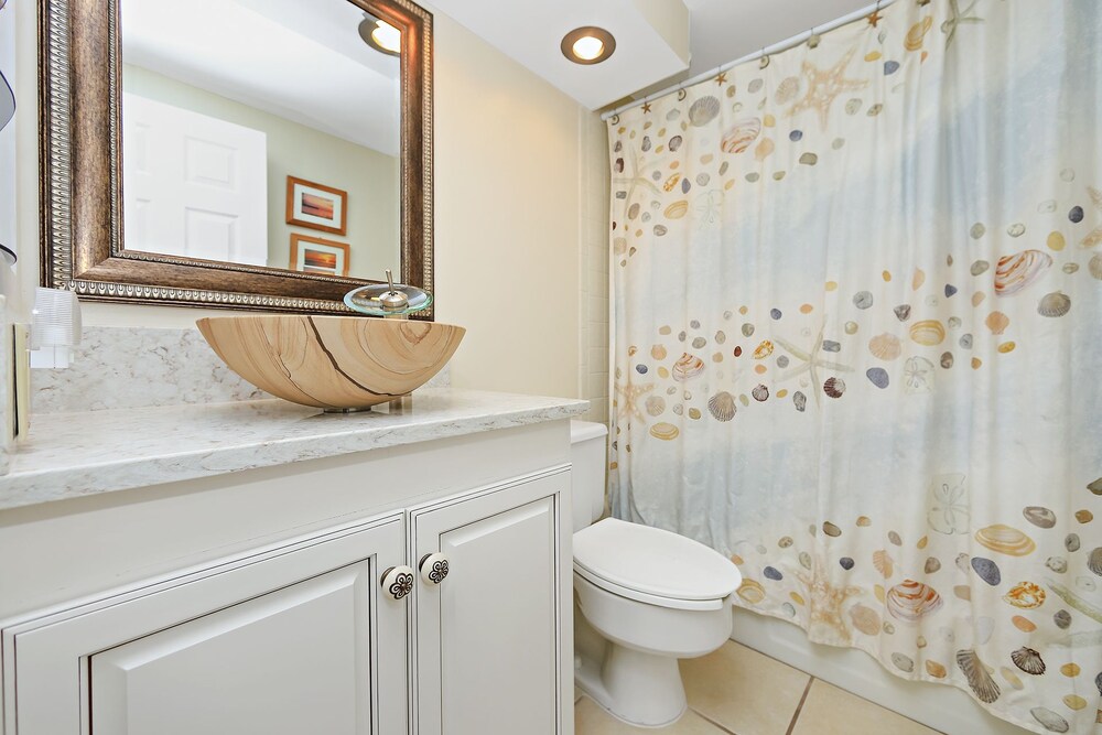 Surfside Resort 206 by RedAwning - photo 24