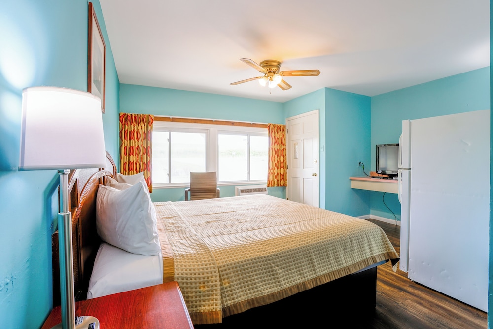 Relax Inn By OYO Natural Bridge I 81 - photo 7