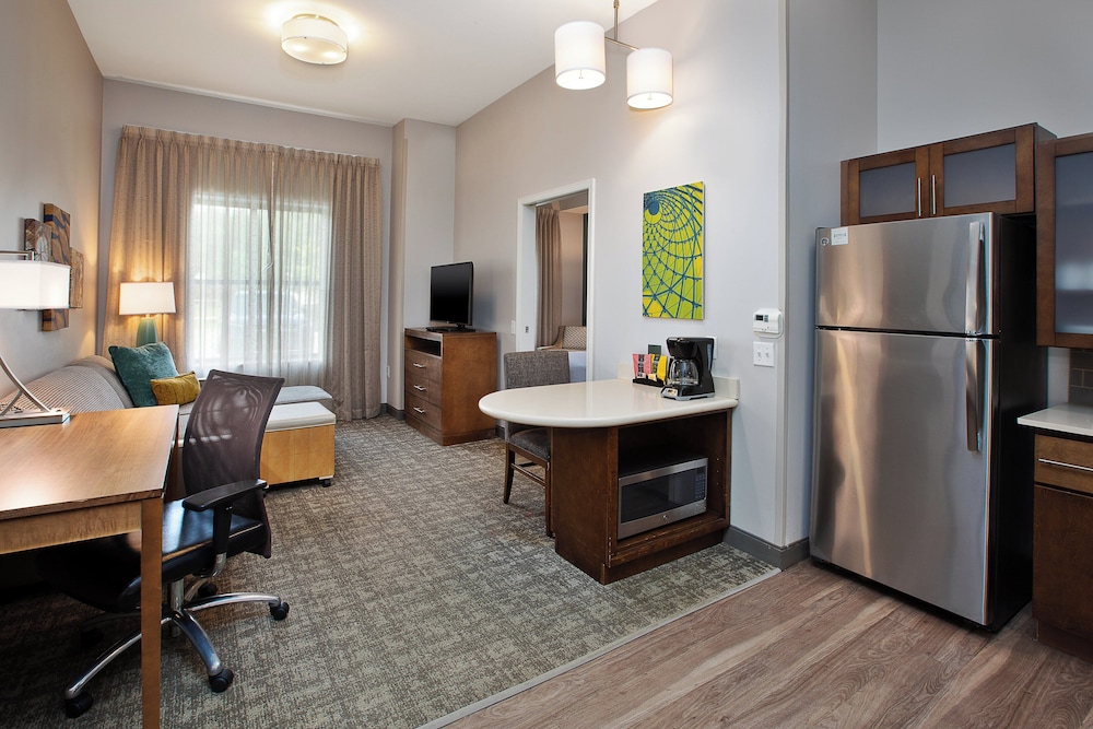 Staybridge Suites Auburn Hills by IHG - photo 15