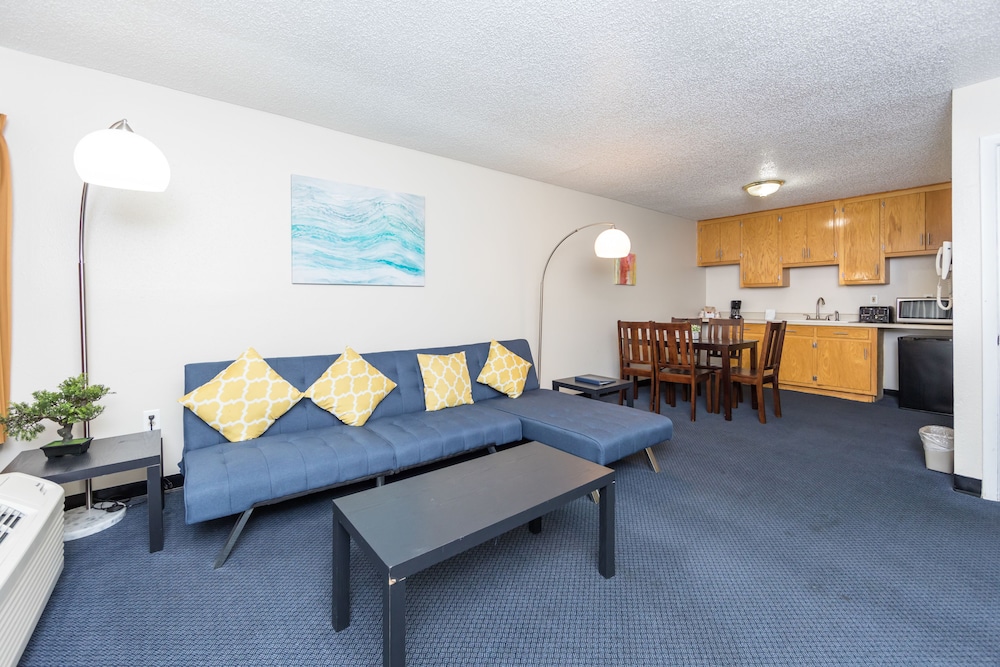 Ocean Coast Hotel At The Beach - photo 7