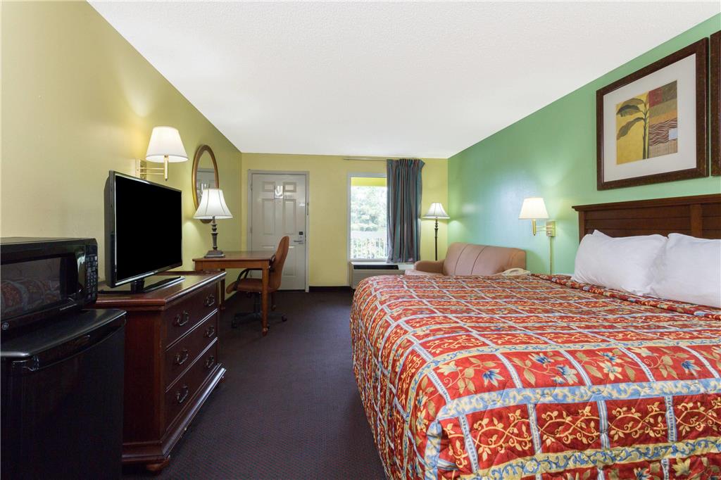 Days Inn by Wyndham Lamont Monticello - photo 8