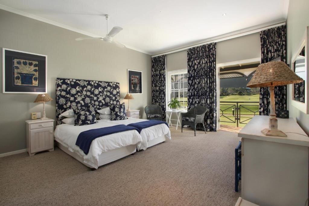 19th Hole Guest Lodge Golfers paradise — 4-Star Luxury Hotel in Hermanus, South Africa