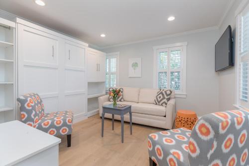 45B Pleasant St - photo 16