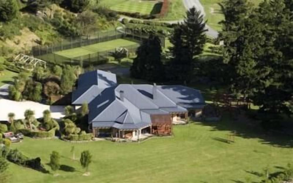 Rippinvale Retreat in Unknown City, New Zealand