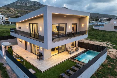 Resmi SeaView Villa By IdealStay Experience — 4-Star Luxury Hotel in Kokkini Chani, Greece