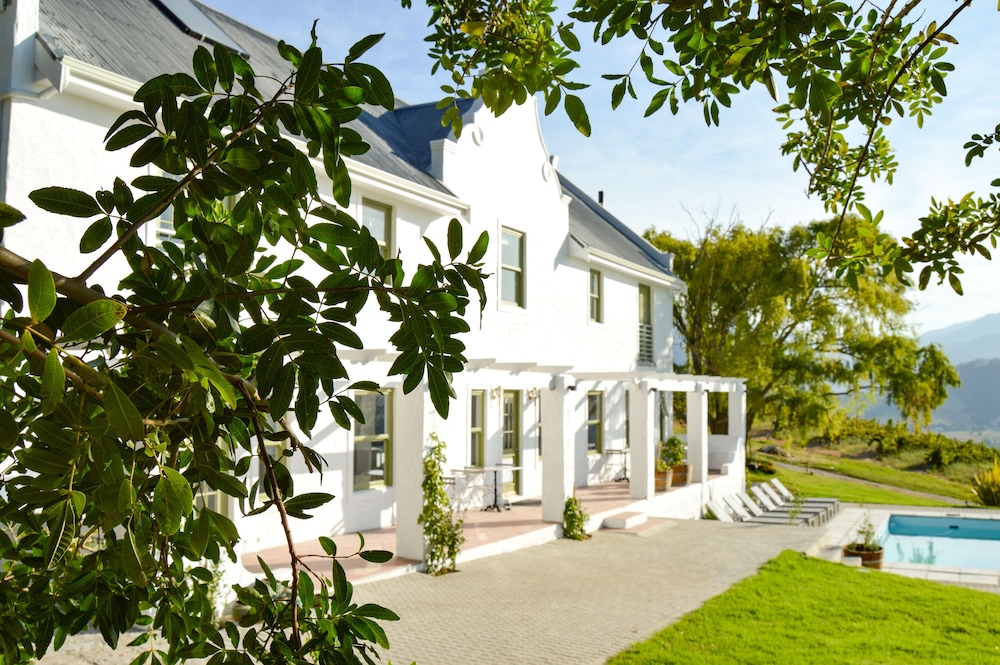 Maison Montagne — 4-Star Luxury Hotel in Cape Town, South Africa
