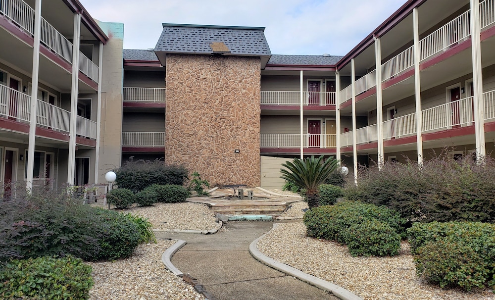 Red Roof Inn Kenner New Orleans Airport NE - photo 18