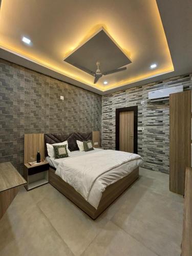 Srila Bhaktipad Nikunj Ashram in Vrindavan, India