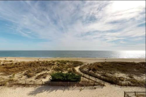 Sea Splash 1 — 4-Star Luxury Hotel in Ocean City, United States