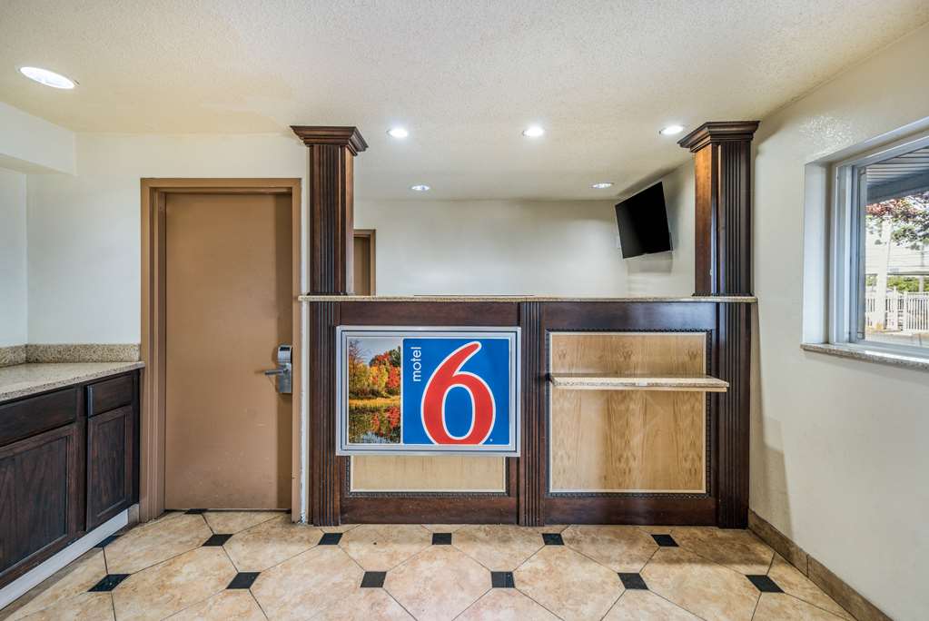 Motel 6 Toms River NJ Near Seaside Heights - photo 28