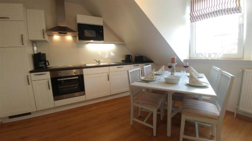 Rapsspeicher Landlust Osterwarf — 4-Star Luxury Hotel in Norddeich, Germany