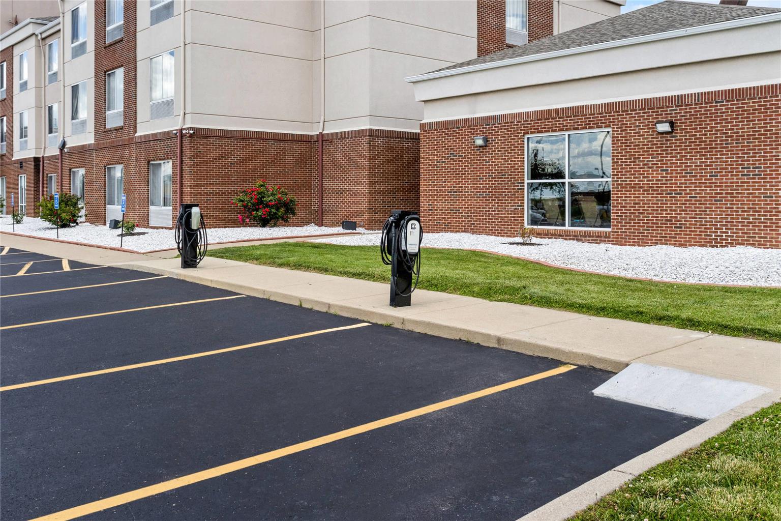 Comfort Suites Mount Vernon - photo 6