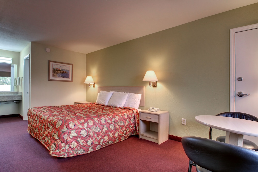 Key West Inn Montgomery - photo 10