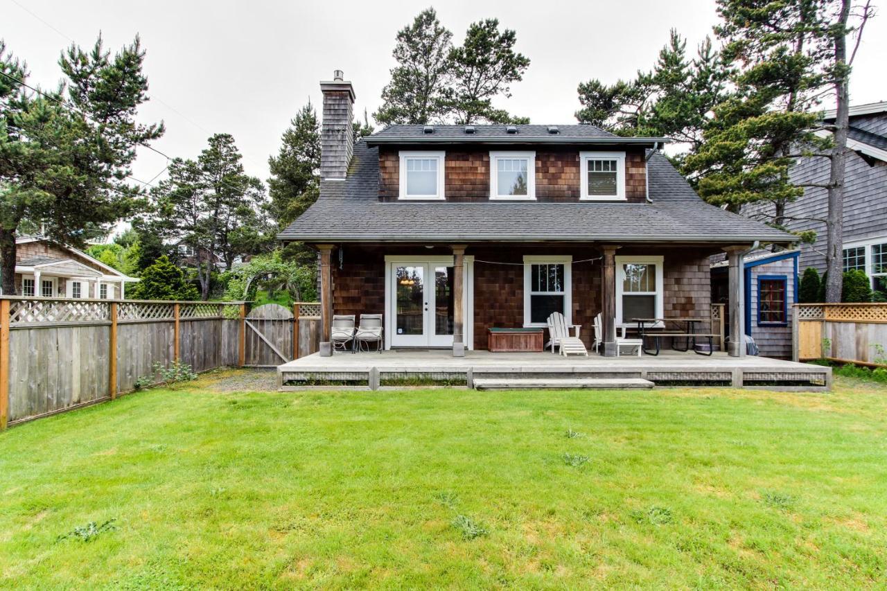 Peaceful Cottage — 4-Star Luxury Hotel in Gearhart, United States