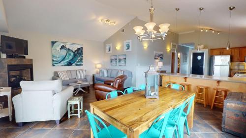Oceanview A by Tybee Vacation Rentals — 4-Star Luxury Hotel in Tybee Island, United States