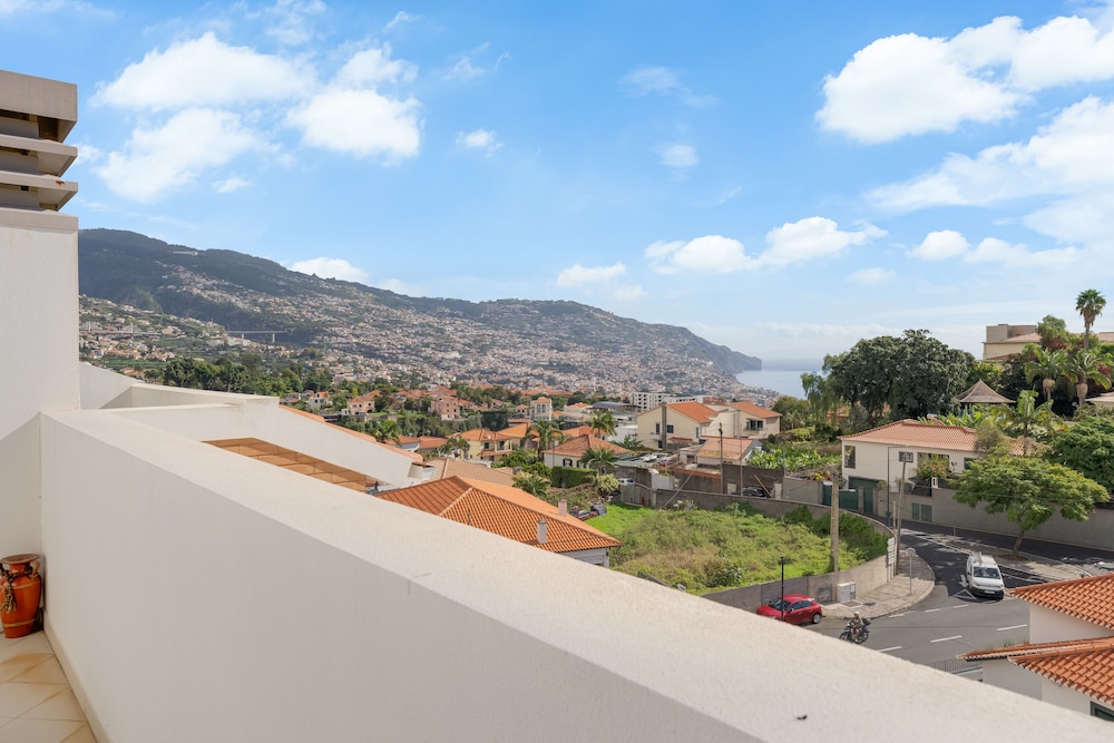 Anje Apartamento — 4-Star Luxury Hotel in Funchal, Portugal