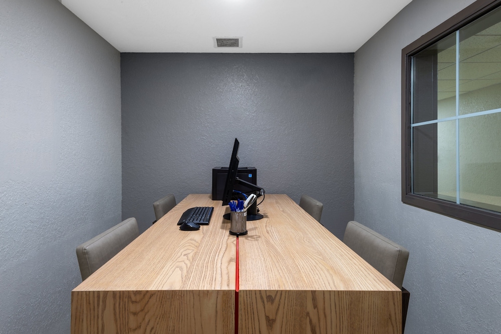Candlewood Suites Chesapeake by IHG - photo 19