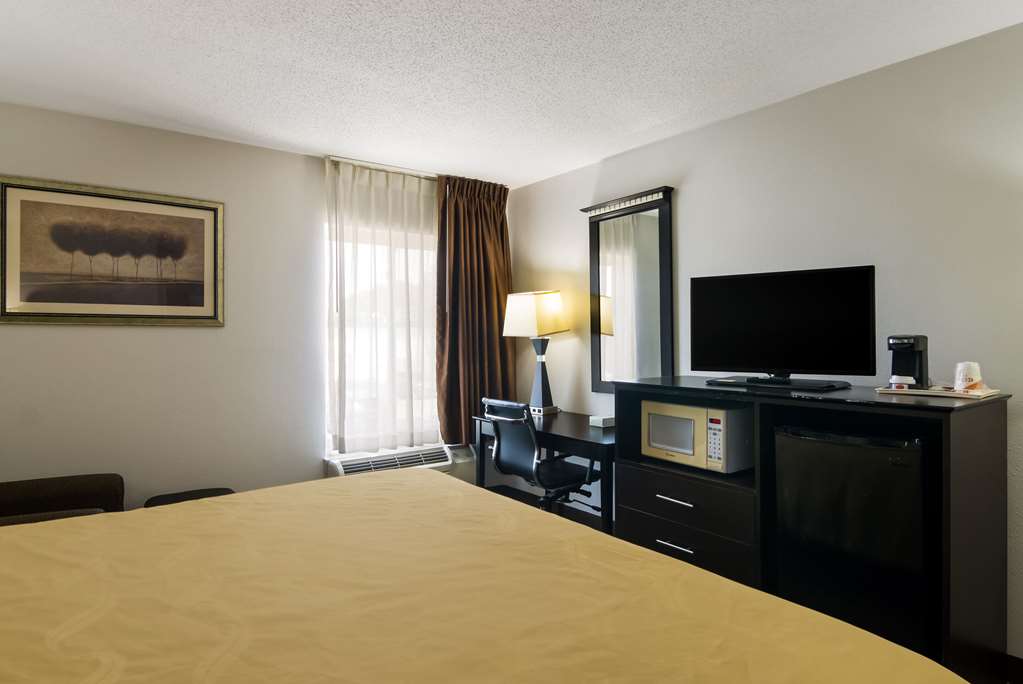 Quality Inn Aurora Naperville Area - photo 13