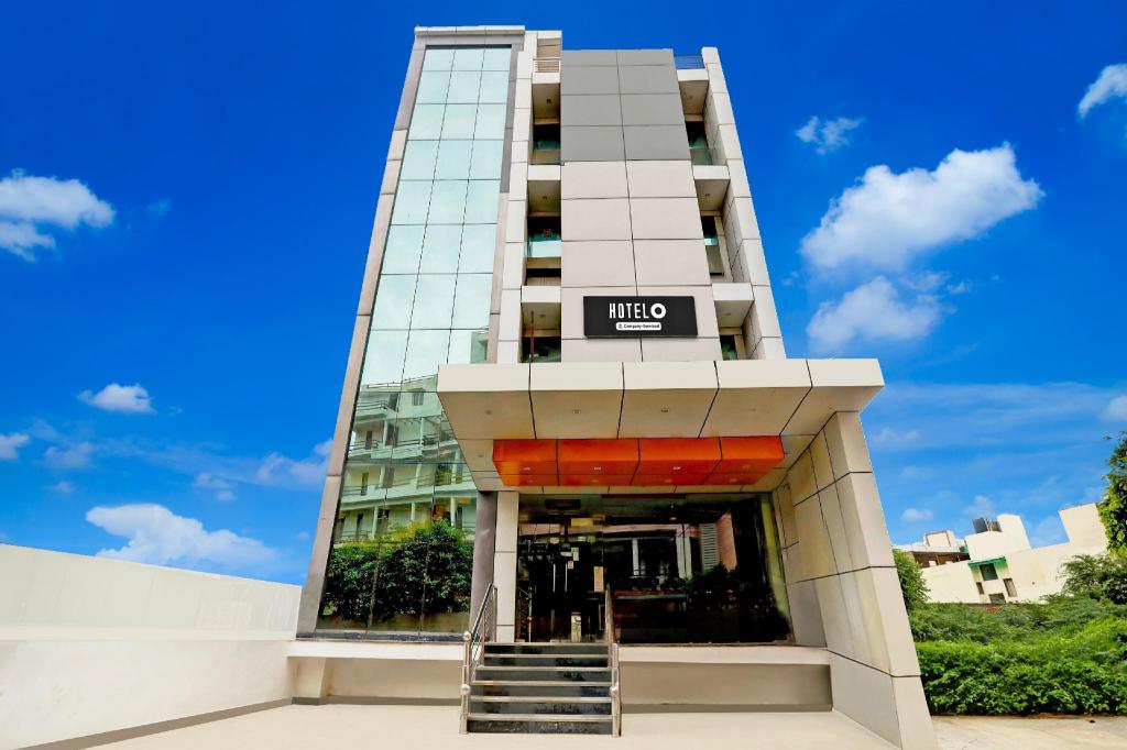 Fabhotel Riviera - last minute hotel in Agra