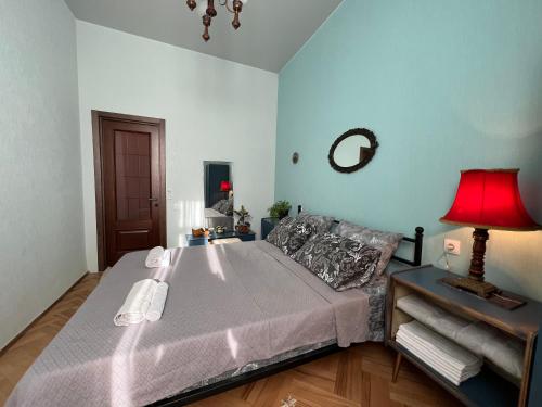 Lola Apartments