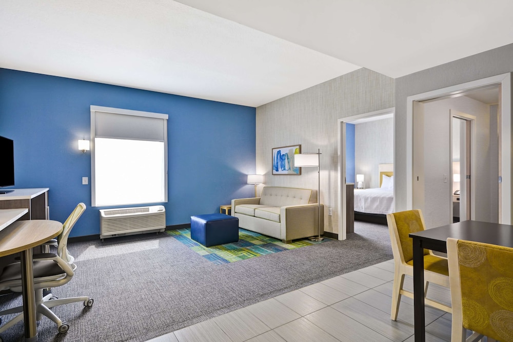 Home2 Suites by Hilton Blue Ash Cincinnati - photo 11