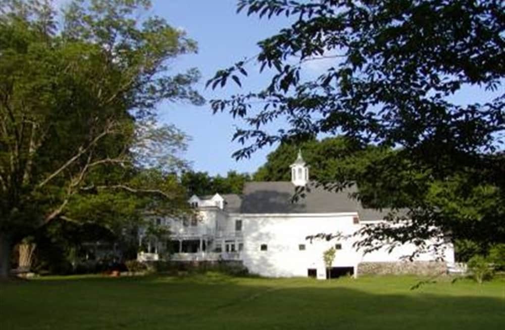 The Inn on the Horse Farm - photo 18