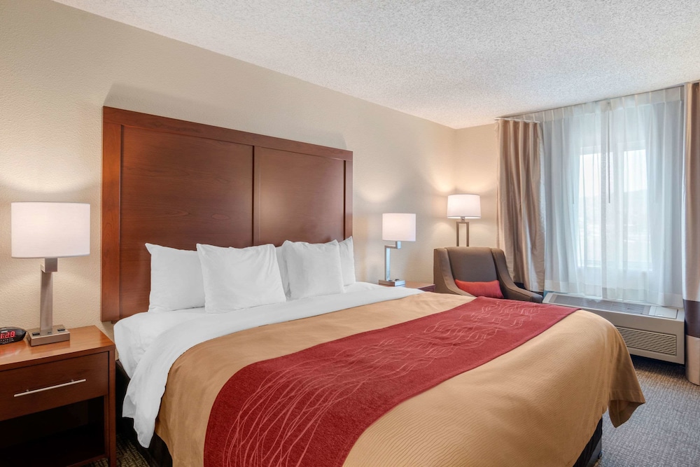 Comfort Inn Medford North - photo 13