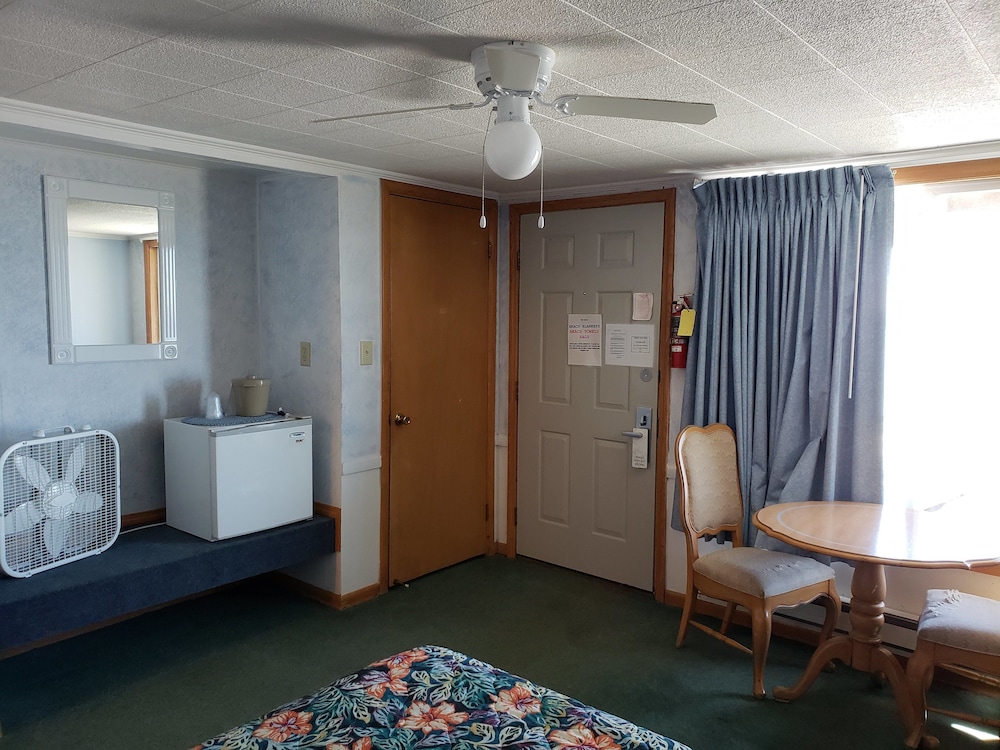 Algoma Beach Motel - photo 63