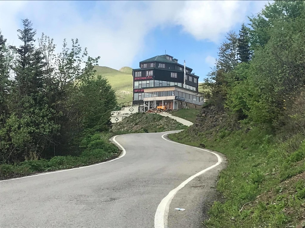 Aymeydani Hotel in Caykara, Turkey