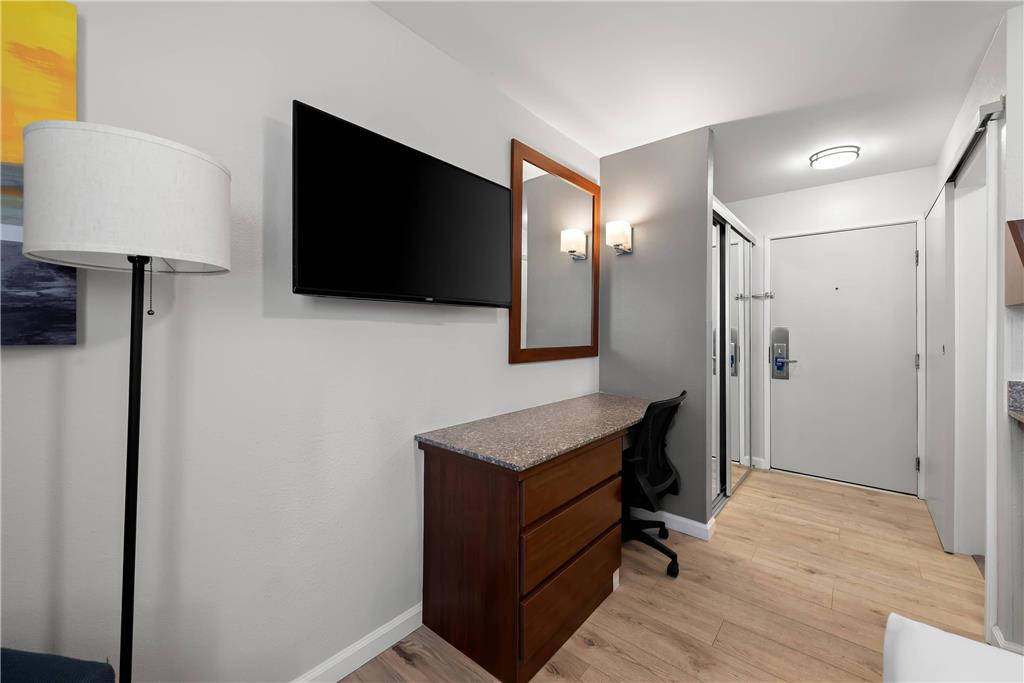 Comfort Inn Gaslamp Convention Center - photo 9