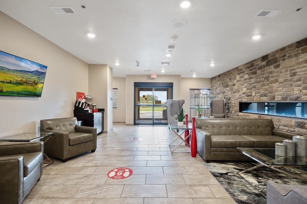 Cobblestone Hotel & Suites Austin - photo 7