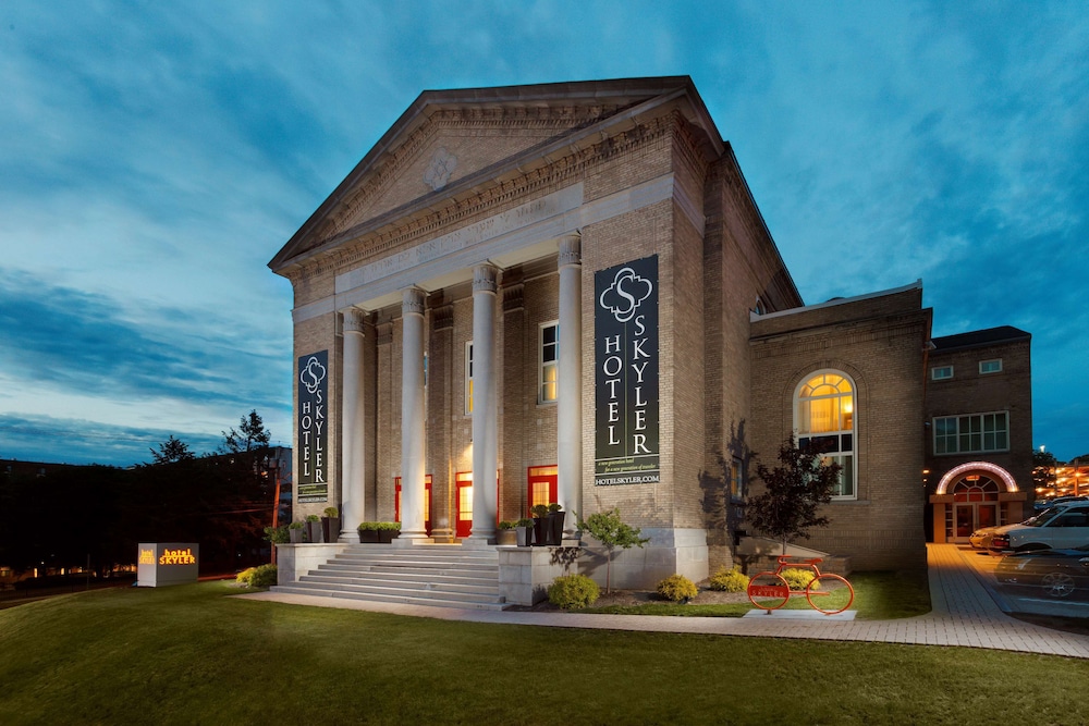 Hotel Skyler Syracuse Tapestry Collection by Hilton - carbon neutral hotel in Syracuse