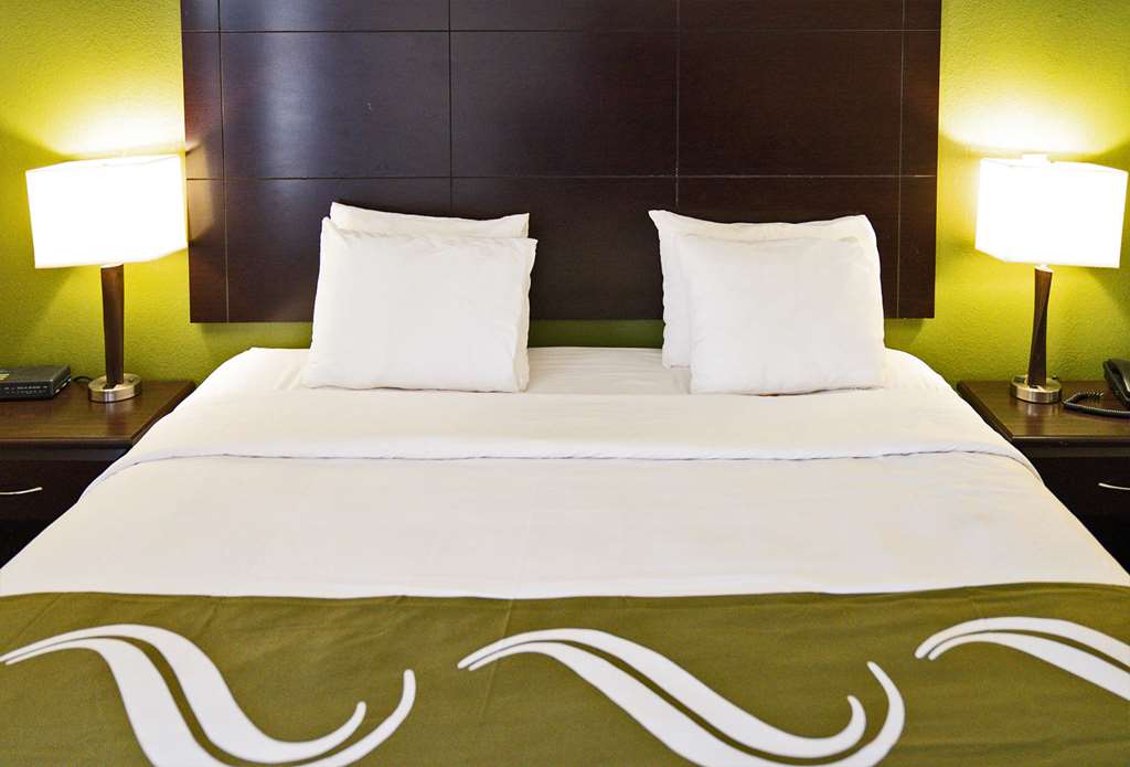 Quality Inn Seymour I 65 - photo 5