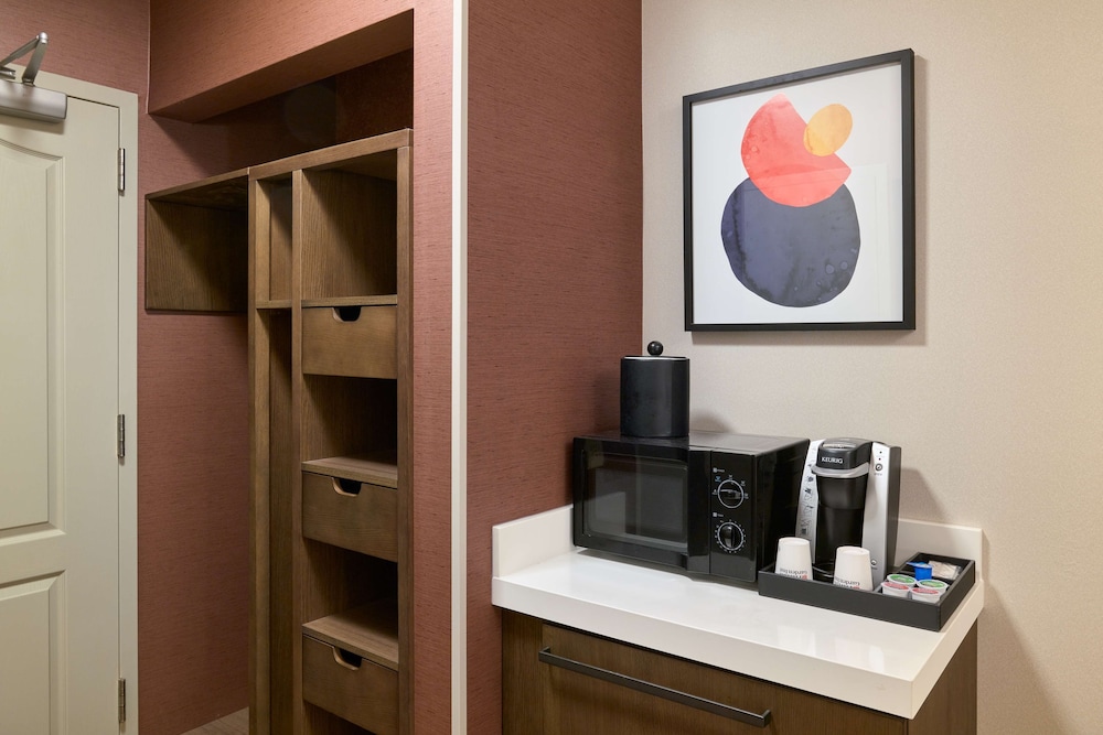 Hilton Garden Inn Bloomington - photo 17