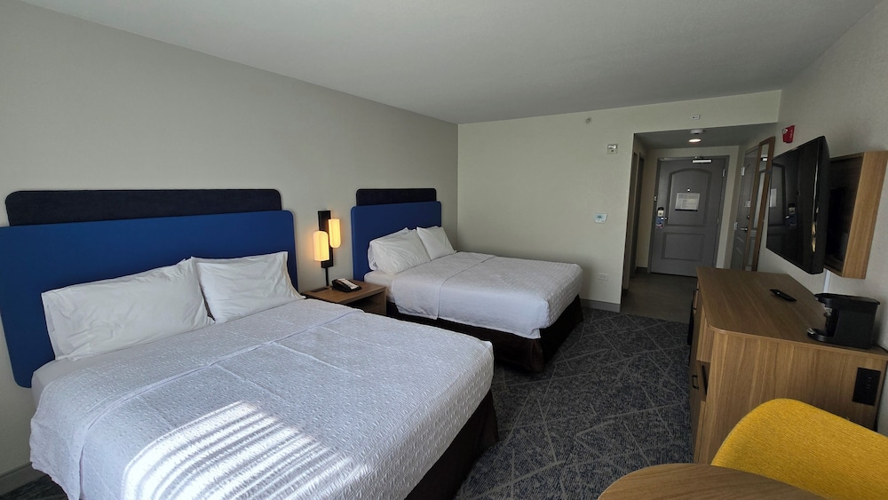Hampton Inn & Suites Chicago Deer Park - photo 9