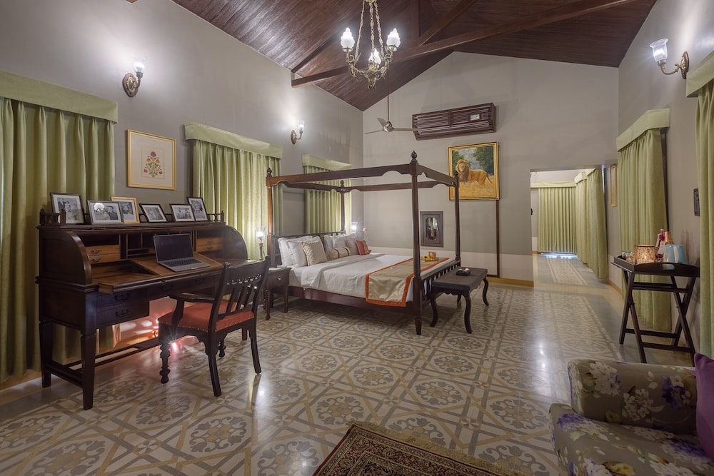 Tree of Life Darbargadh Dared in Bhavnagar, India