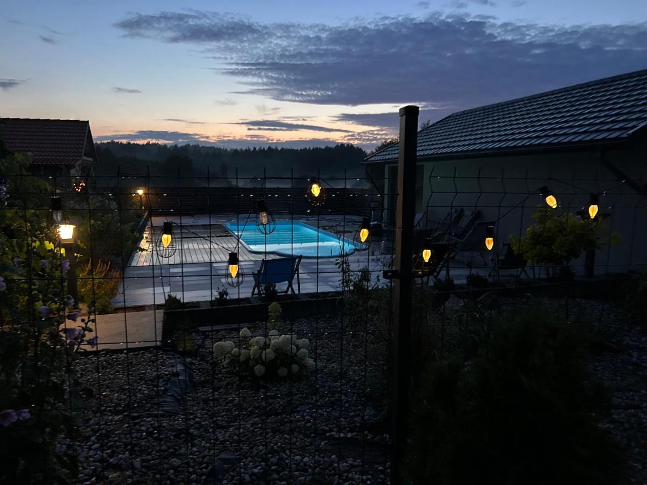 Koniec Świata domek z basenem — 4-Star Luxury Hotel in Mikolajki, Poland